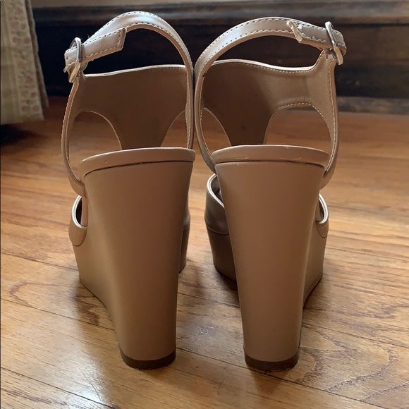 Light Beige T-Strap Platforms - BP - Picture 3 of 4